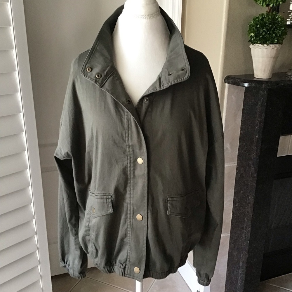Cargo Jacket Coat XL Olive Green Snaps Stretch Sleeves Pockets  Union Bay NEW